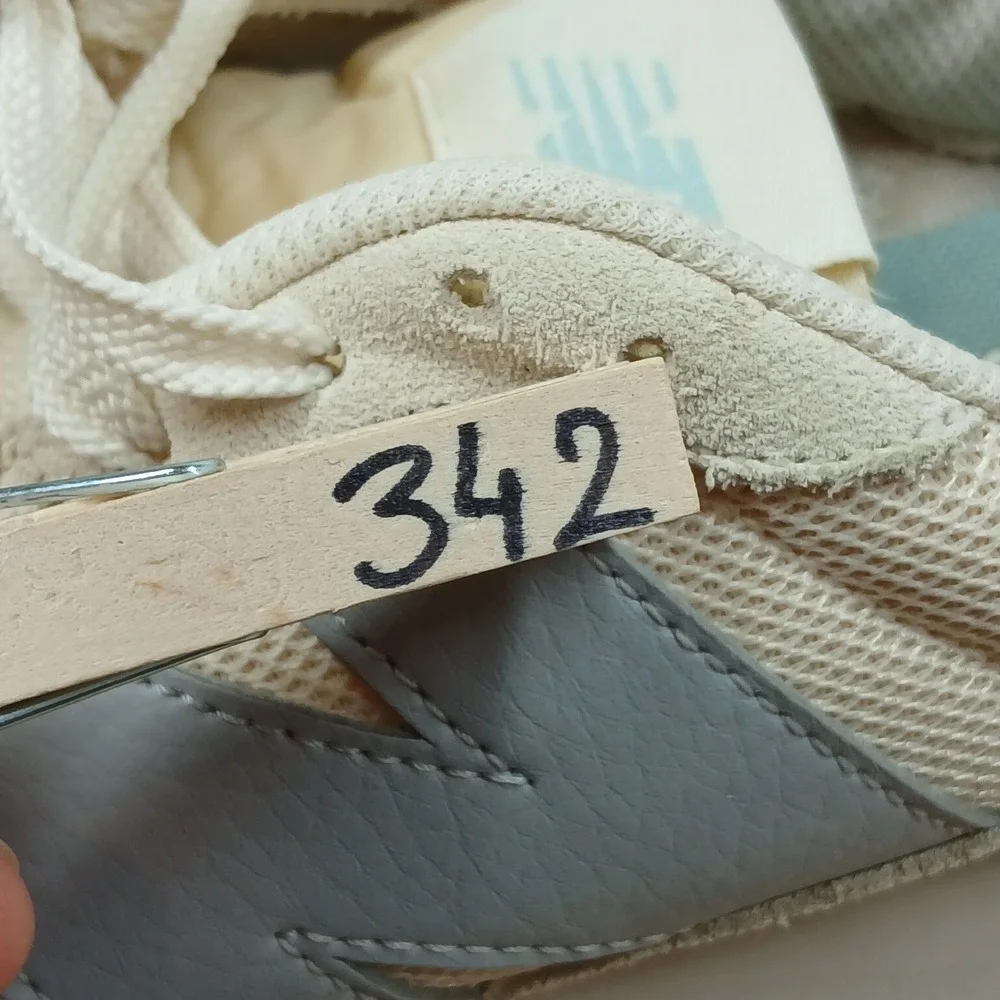 New Balance 237 Sneakers Womens 7.5 Cream Gray Suede Mesh Retro Platform Runner